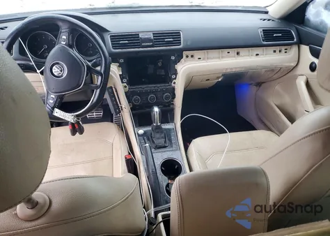 2019 Volkswagen Passat Se R-Line z USA, uszkodzony, nr VIN 1VWMA7A30KC001809